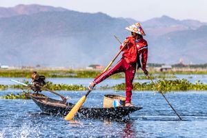 Intha Fisherman