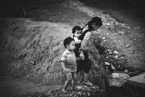 Analog people in a digital world, Streets of Vietnam