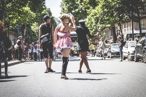 DANCING WALK