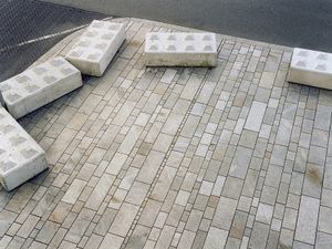 Almere #6, 2007, c-print, 150x190 cm  © 2013 Matthias Hoch/ VG Bild-Kunst Bonn