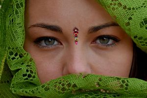 EYES