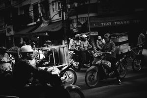 Analog people in a digital world, Streets of Vietnam