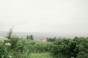 In between/ in32