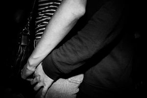 Touch. Hold.  Yoyo Paris 2016