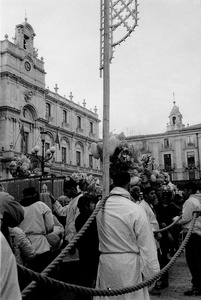 Il cordone fermo in Piazza Università