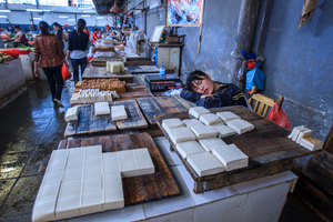 Yangshou market