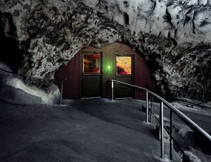 Air Lock, Meramec Caverns, Sullivan, Missouri, USA, 2019