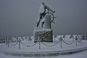 Navigating Nor' Easter