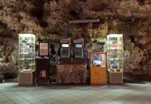 Meramec Caverns I, Sullivan, MO