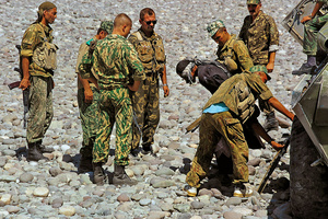 Questioning a drug smuggler