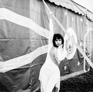 Miss Veronika, Circus Normandie