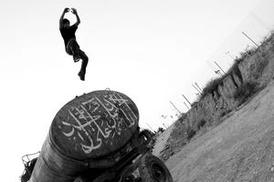 Parkour; play to display