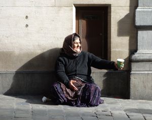 Roma Granny