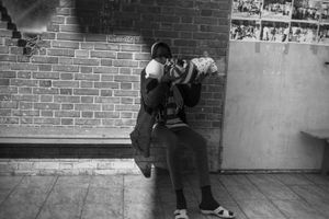 Vintimille (Italy)_Since 2015 the NGO Caritas host refugees, mainly kids, women, and unaccompanied minors. After the Mediterranean, for this women and her baby, Italy is the new border to cross.