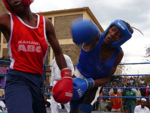 Right after this shot, Kaman Nganga (in blue) won the match by KO.