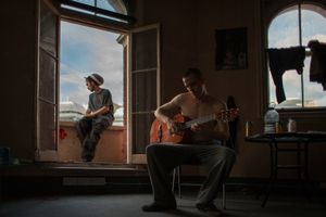 Relaxing afternoon in 'Blackfriars', London, 2013  © Corinna Kern