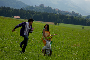 Gruyères. Gruyère. Indian actors shooting a dance scene for a Bollywood movie. Tournage de film Bollywoodien.