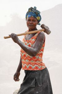 L. Stella: Age 35. Working in quarry for 30 years.