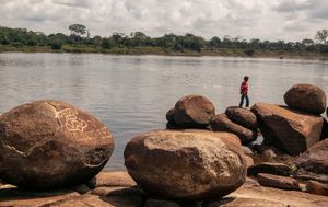 Pictogram along the mighty inírida River
