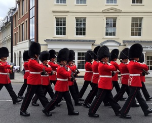 March of the Queen's soldiers