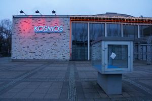 Kosmos, Berlin.