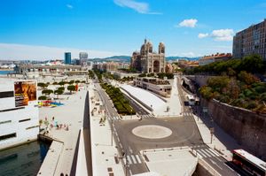 Round about with the La Major cathedral.