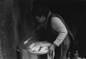 Mexico City, 2012 © Peter Kayafas