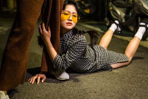 那女孩跌倒了#10