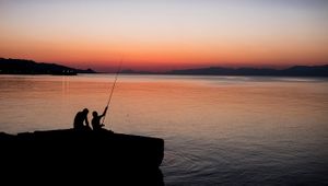 Shadow Fishing