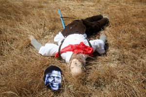 SCARECROWS, SIDNEY POITIER