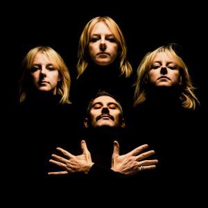 Groovapolitan - homage to Mick Rock's iconic Queen image