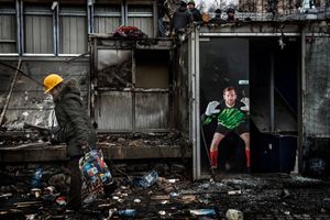 Behind Kiev's barricades_32