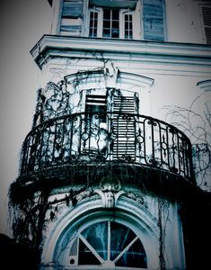 Facade 1
