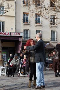 dimanche matin à Paris