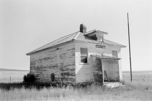 Rothiemay, Montana, 2011 © Peter Kayafas