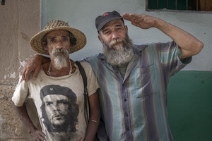 Two street artists, ( Ché Guevara and Fidel Castro look alikes) in Havana.