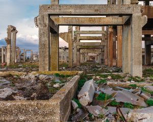 LOST EMPIRES