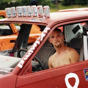 Waiting for the first round