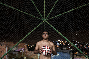 Cesar Barbosa, "Complexo do Alemão" goalkeeper