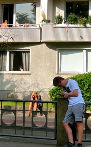 "COLOGNE LIFE STYLE"
