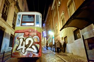 'All aboard', Lisbon, Portugal