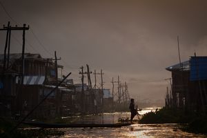 Fisherman, Sunrise, Floating Village, Inle Lake, Myanmar