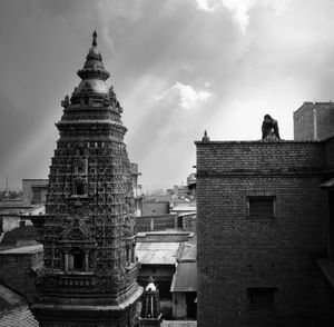 Mahabuddha temple