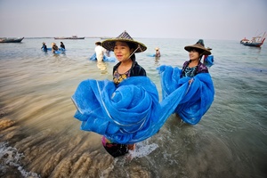 Cleaning the Nets.