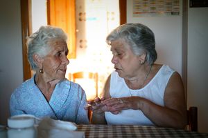 Documentary photography, Portrait, Family, Sisters, Immigration. © Irena Siwiak Atamewan