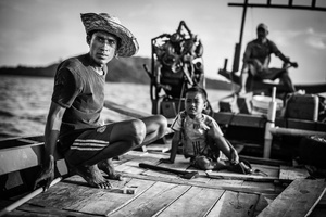 During the tourist season, local fishermen make now a much better income transporting tourists to Rabbit island than with their old occupation.