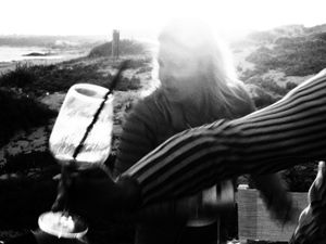 10: flying by continue to drink and dance