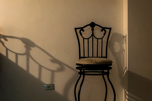 From the "Fake Memories" series / Della serie "Ricordi Fasulli"