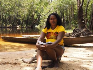 Deusa at the edge of the Icatu river (Tambaí-Açu Quilombo, Mocajuba, Pará, Amazônia, Brazil)