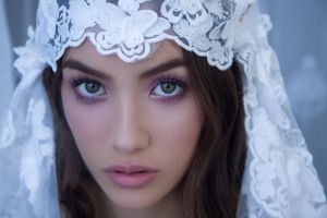 Those eyes.